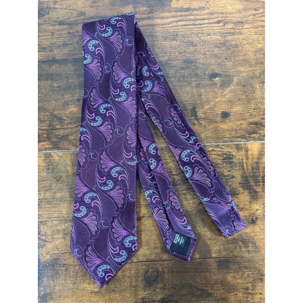 Ermenegildo Zegna Mens Purple Paisley Silk Necktie Made in Italy Wide 3.75in